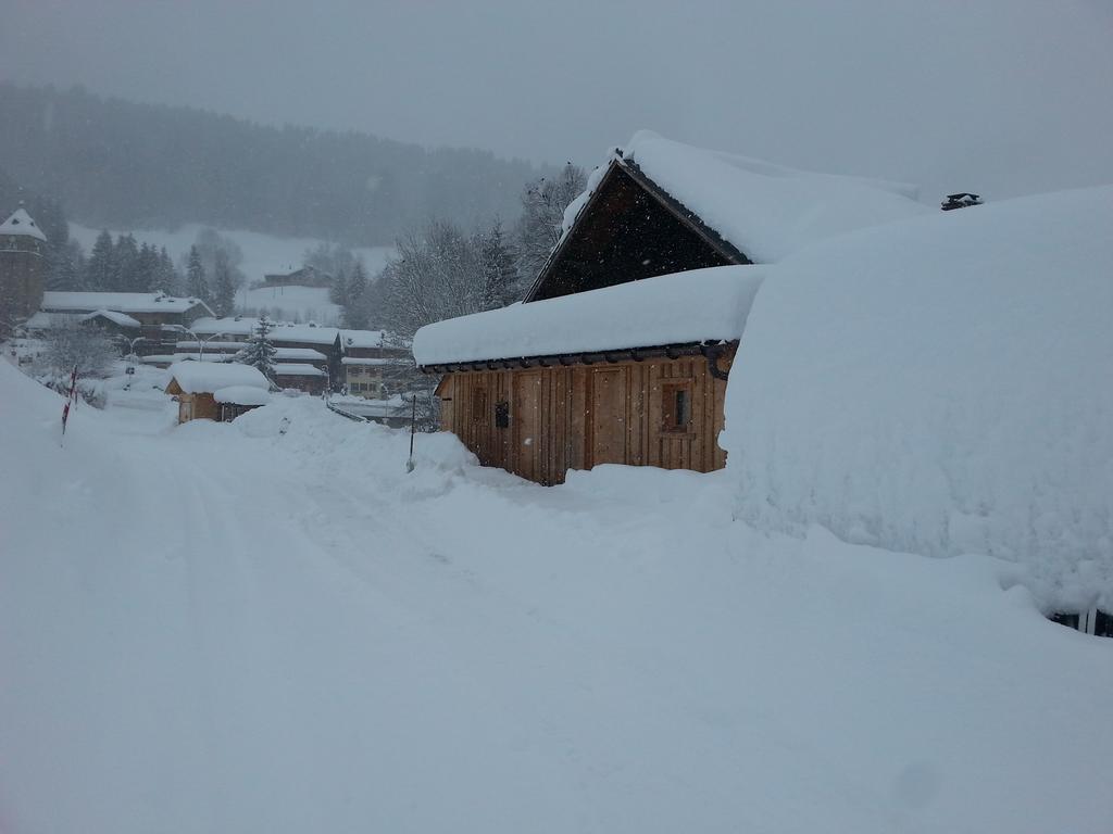 La Ferme De La Revue Flumet Exterior photo